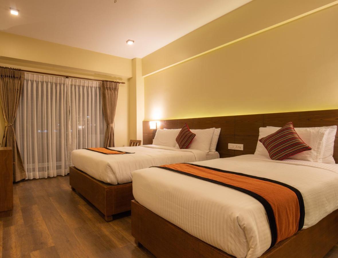 Travel Inn At Delhi Airport Нью-Дели Экстерьер фото